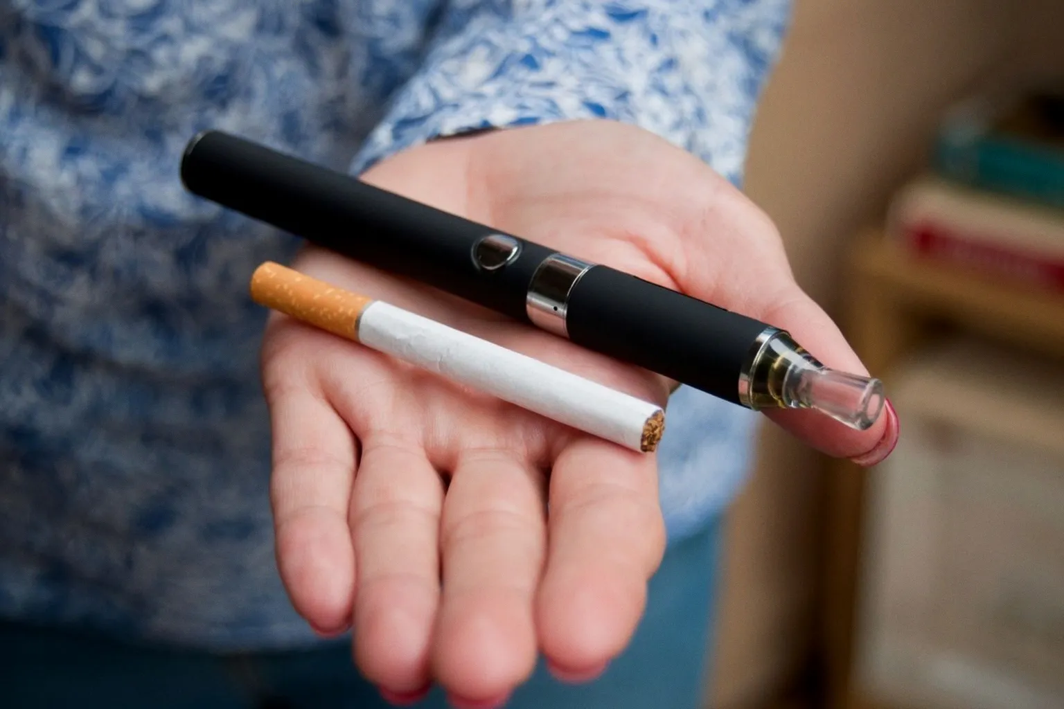 Arrêt du tabac : la cigarette électronique surpasse-t-elle vraiment les patchs ?