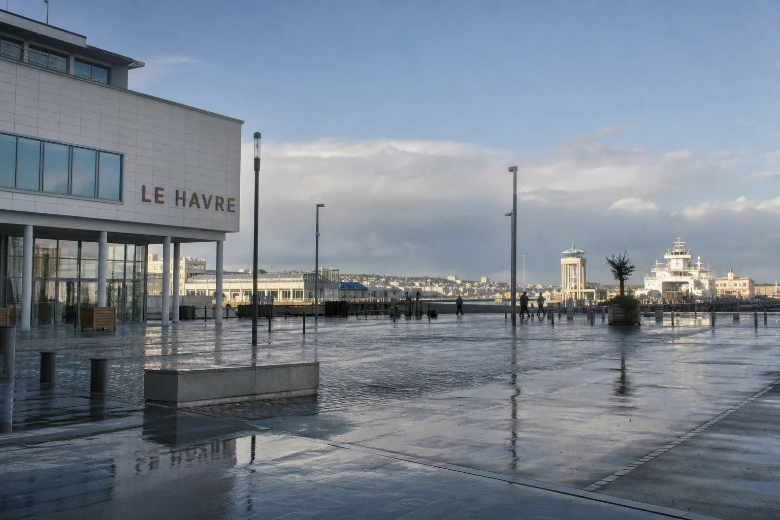Colloque au Havre : comprendre l'impact psychologique de l'exil transmis entre générations