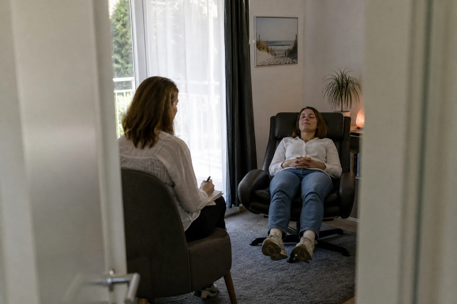 Comprendre l'hypnothérapie : une approche clinique pour apaiser l'anxiété et le stress